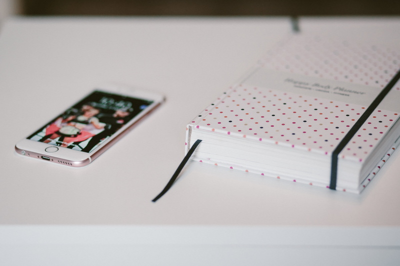 smart phone, blur, no people, connection, mobile, book, focus on foreground, studio shot, hardbound, white, indoors, iphone, phone, beside, business, technology