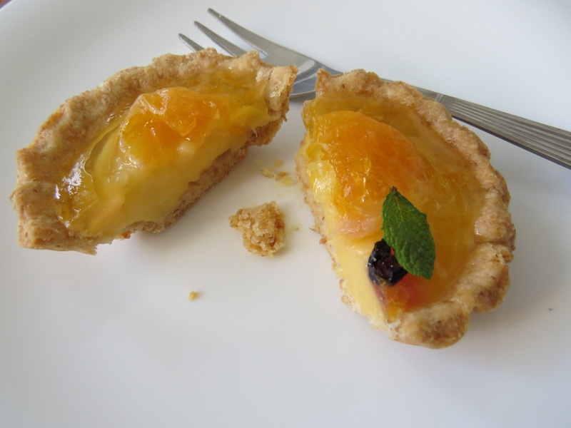 garnish, healthy eating, tangerine, temptation, freshness, fork, custard, plate, syrup, high angle view, food and drink, indoors, indulgence, dessert, still life