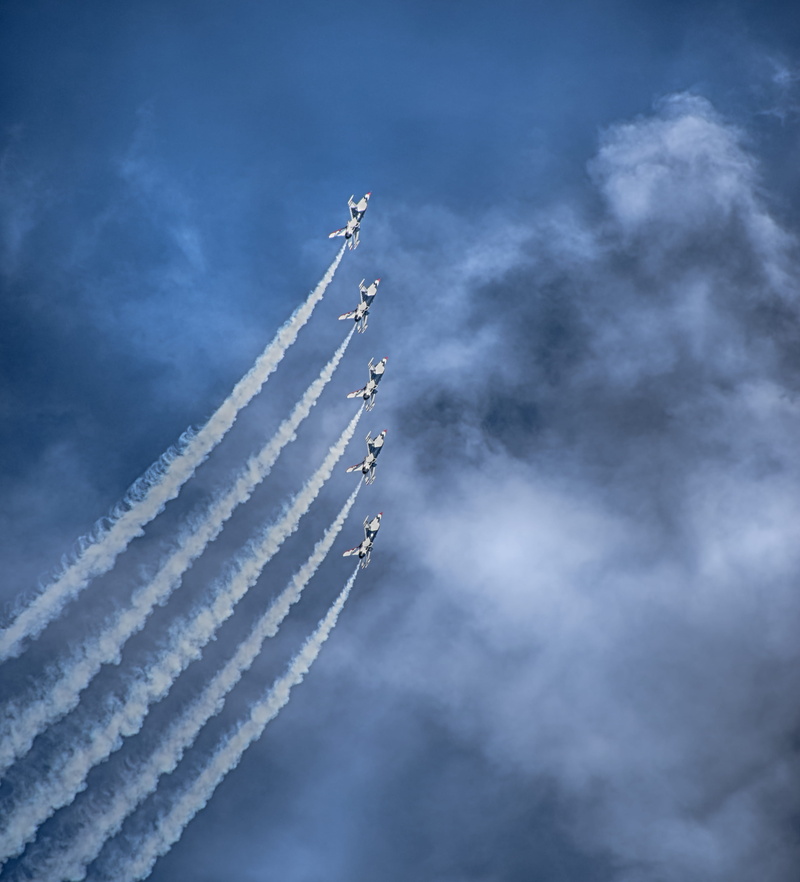 nature, clouds, order, airshow, sync, cooperation, 4K, fighter, smoke - physical structure, skies, cloud - sky, speed, motion, plane, transportation, air vehicle