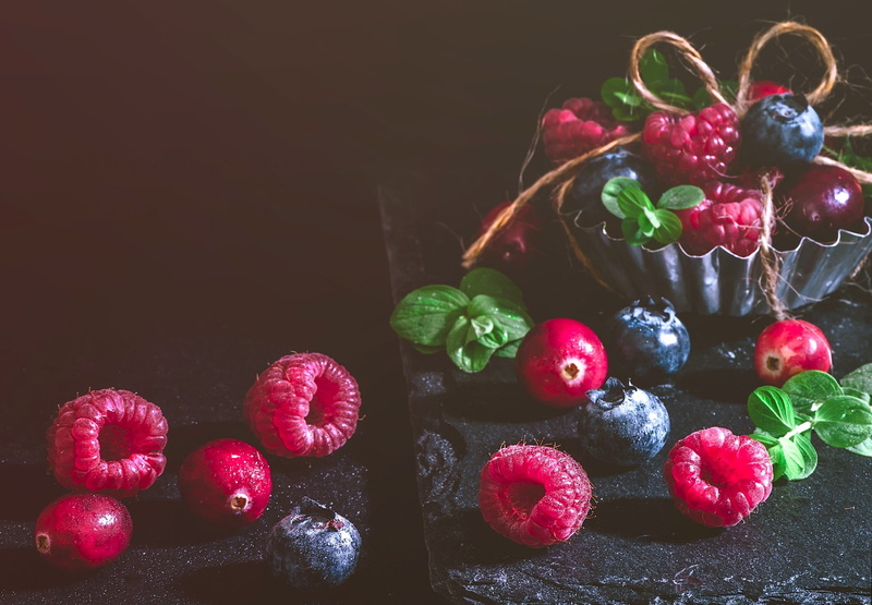 studio shot, black background, healthy eating, raspberry, food and drink, freshness, strawberry, still life, indoors, ripe, table, color, red, ready-to-eat