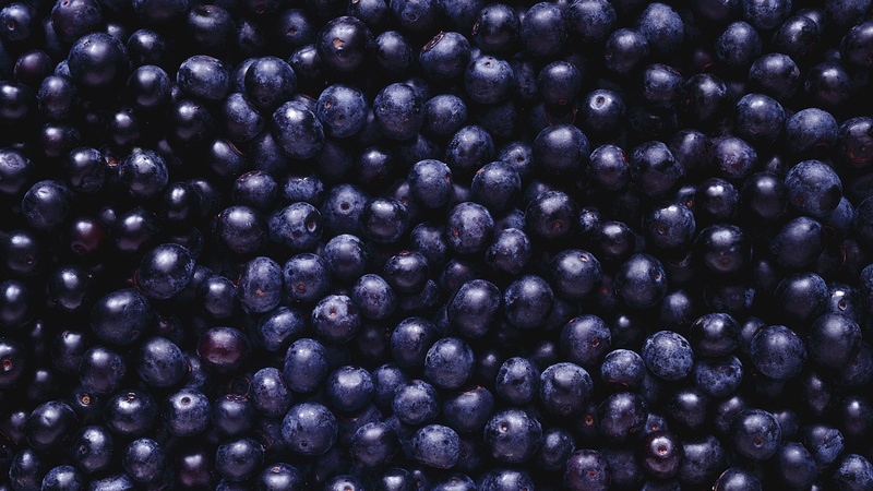 berries, lot, black, blackberry - fruit, ripe, wellbeing, black color, selective focus, large group of objects, cherry, freshness, no people, fruit, full frame