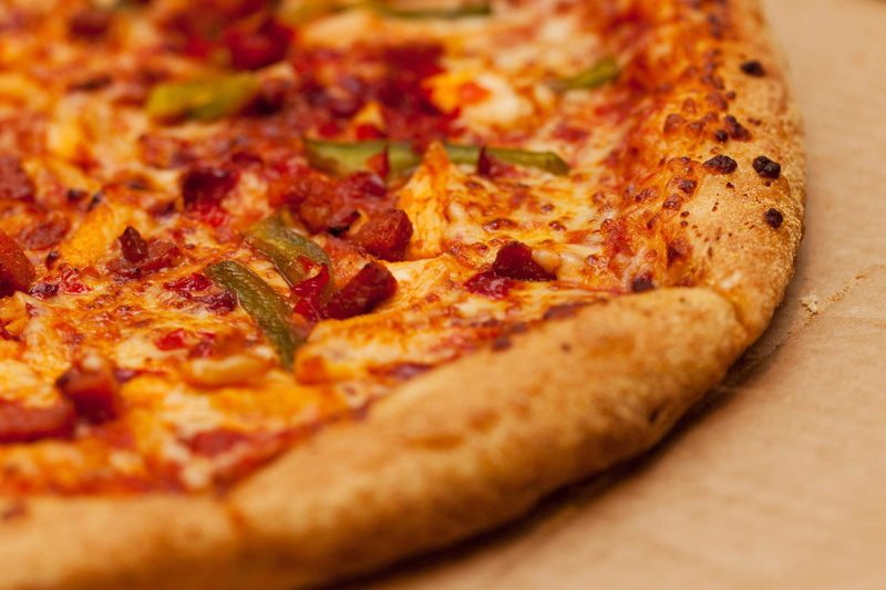 dinner, junk food, gourmet, freshness, indoors, pepperoni pizza, dairy product, fast food, delicious, take out food, studio shot, vegetable, meat, pizza