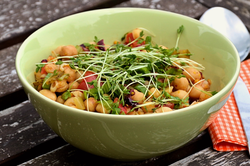 freshness, starter, pasta, dinner, indoors, vegetables, bowl, salad bowl, healthy eating, beside, ready-to-eat, green color, close-up, serving size, frisch