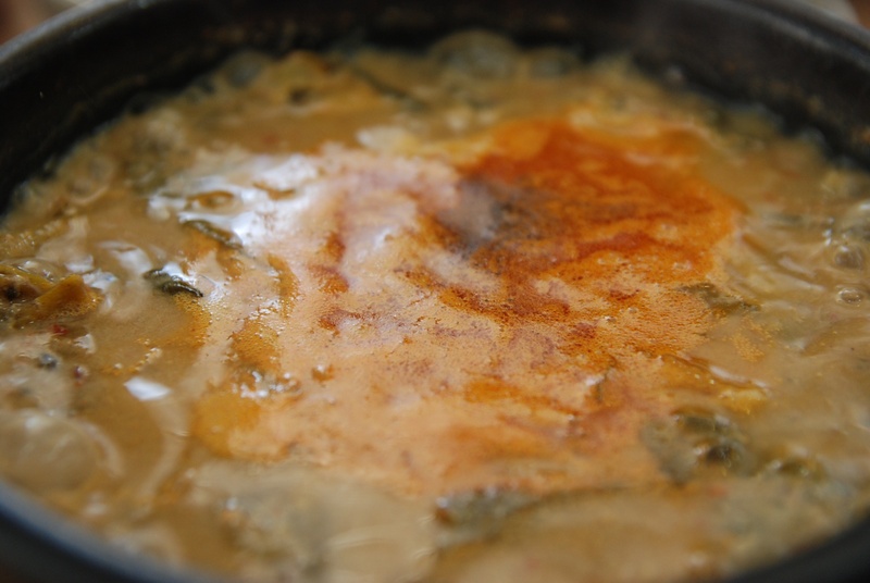 high angle view, selective focus, bowl, vegetable, kitchen utensil, freshness, heat - temperature, bob, no people, chueotang, meat, indoors, gravy, republic of korea