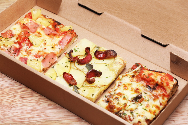 italian food, snack, pizza box, box - container, food, cardboard, container, big, freshness, unhealthy eating, dinner, cheese, dairy product, indoors, city
