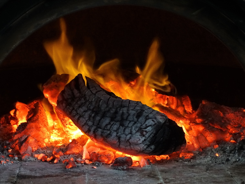 pizza oven, 5K, heat, motion, fireplace, heat - temperature, no people, orange color, hot, cooking, pizzeria, firewood, bonfire, inferno, wood, burning