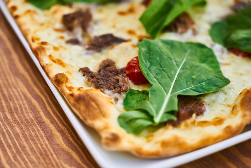 pizza, freshness, ready-to-eat, kitchen, sauce, product photo, still life, delicious, background, vegetarian food, savory pie, photography, leaf, 5K, mint leaf - culinary