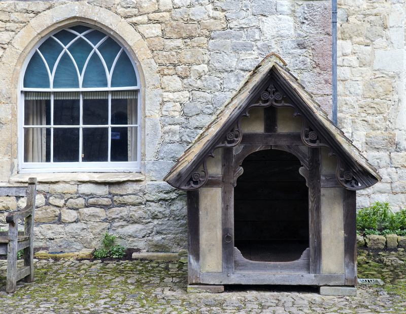 entrance, architecture, arch, stone wall, stone material, Dog, building, day, no people, s, window, kent, the past, closed, history, paving setts, 4K