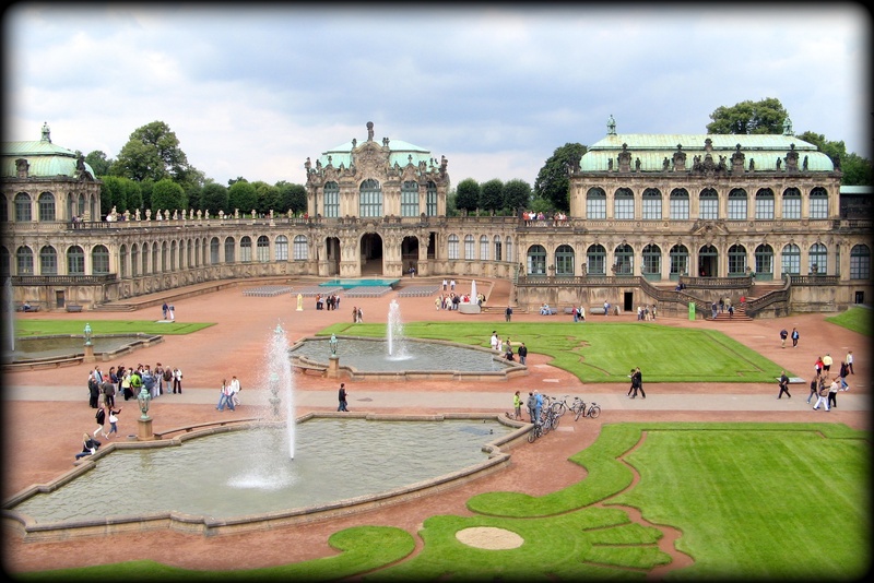 2K, day, large group of people, cloud - sky, built structure, men, kennel, real people, city, travel destinations, history, old town, group of people