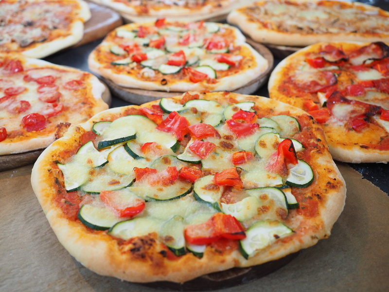 close-up, eat, brown, table, pepperoni, preparation, boards, vegetable, indoors, baked, pepperoni pizza, bake, unhealthy eating, still life, food and drink