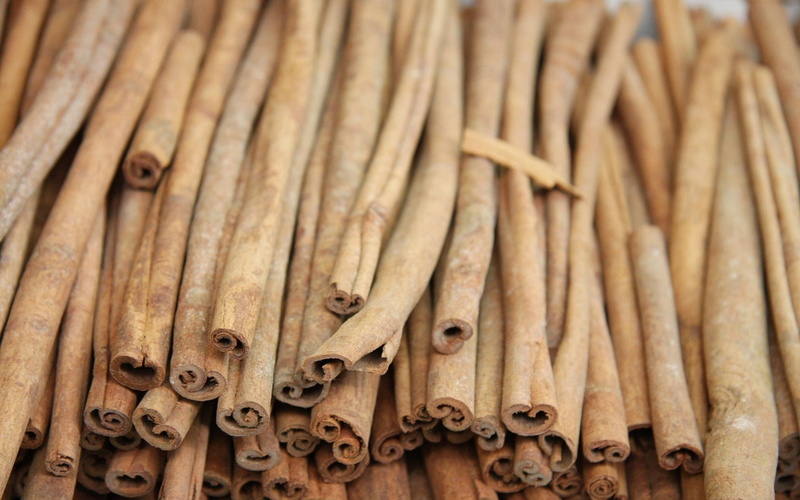 indoors, still life, stick - plant part, pattern, 720P, brown, close-up, variation, high angle view, lot, no people, backgrounds, food and drink, snack