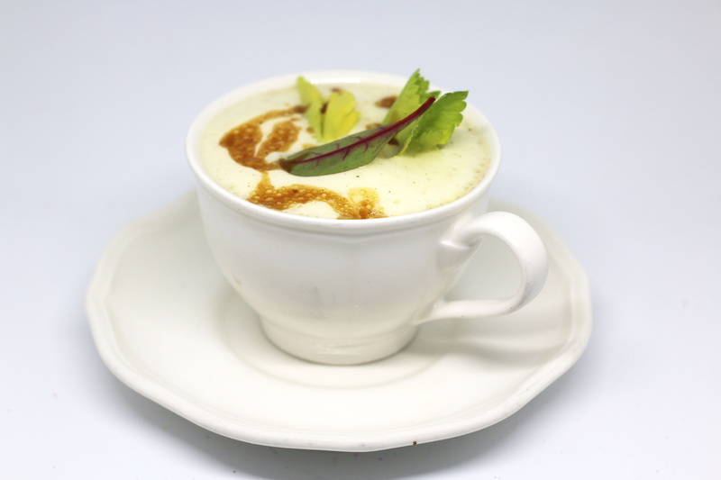 close-up, saucer, food, breakfast, indoors, studio shot, eat, frothy drink, cappuccino, cream, hot drink, freshness, no people, drink, crockery, coffee