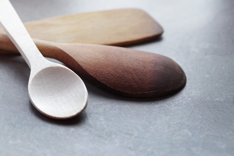 group of objects, homemade, spoon, 5K, wood, studio shot, food, spatula, warzecha, no people, still life, selective focus, wooden spoon, ladle, healthy food