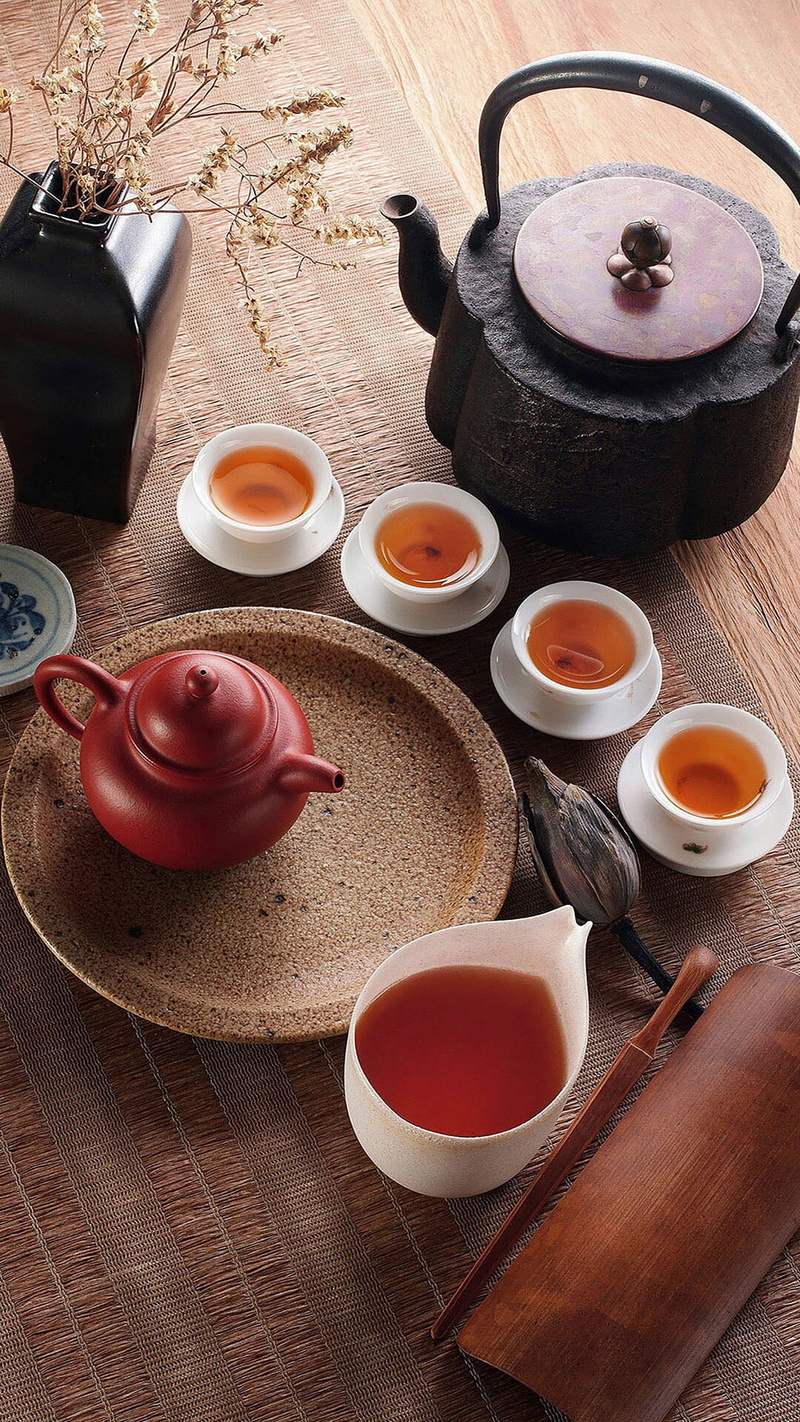 food, tea - hot drink, wood - material, no people, non-alcoholic beverage, indoors, cup, hot drink, drink, still life, mug, table, tea, kettle, refreshment