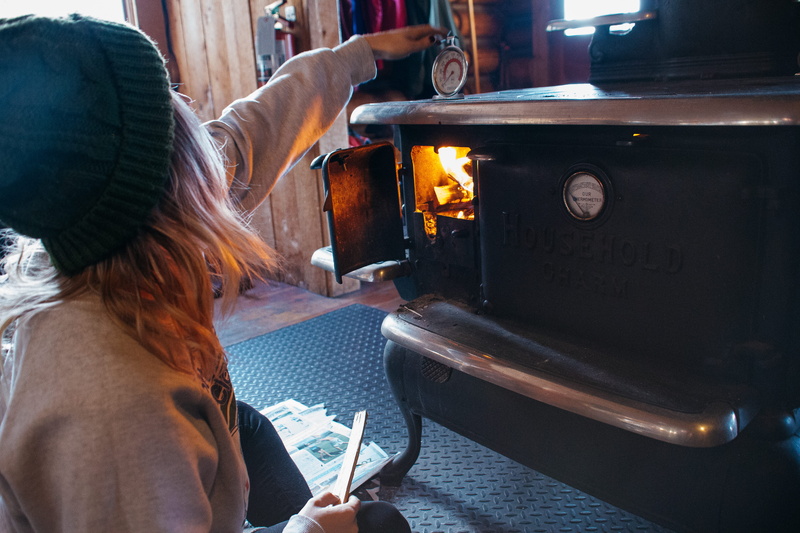 one person, holding, day, blonde, rear view, waist up, hairstyle, clothing, warm, 5K, girl, leisure activity, women, hot, cabin, cozy, skill, heat - temperature