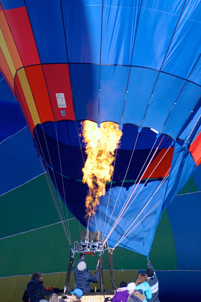 air vehicle, parachute, flying, burner, sunbeam, mode of transportation, Envelope, ballooning, aviation, bloat, fly, winter, 2K, nature, alpine, sky, motion