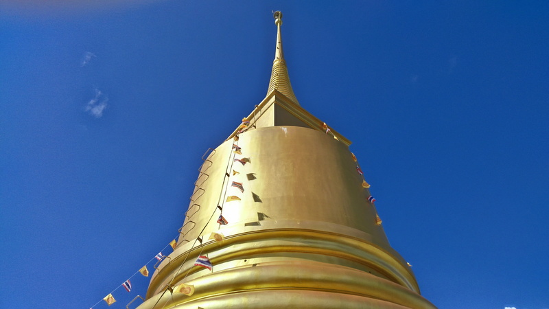 travel destinations, spire, building, tower, 5K, built structure, outdoors, religion, building exterior, thailand, blue, temple, clear sky, sunny, blue background