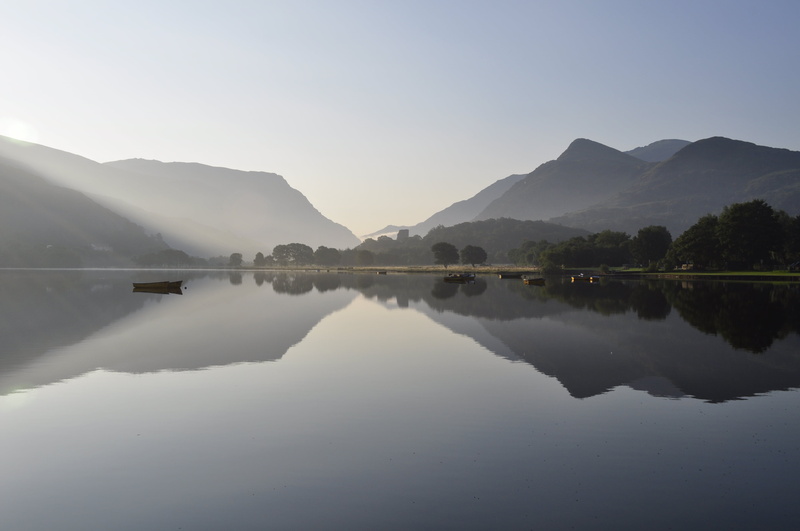 calm, landscape, llanberis, surrounded, nature, sky, reflection, water, 4K, body, mountain, mountains, lake, blue, daytime, scenics, outdoors