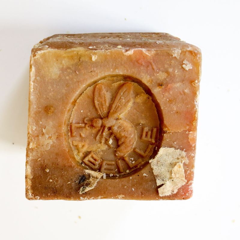 snack, high angle view, freshness, Natural, close-up, no people, food, indoors, slice, bread, bar of soap, single object, still life, cut out, studio shot