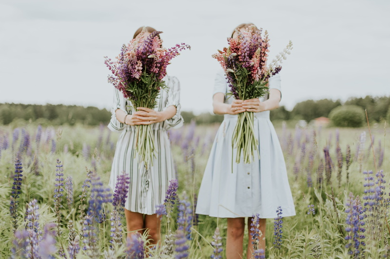 female, lady, woman, three quarter length, flower arrangement, sister, adult, land, flowers, hairstyle, day, plant, nature, beauty in nature, 5K, outdoors