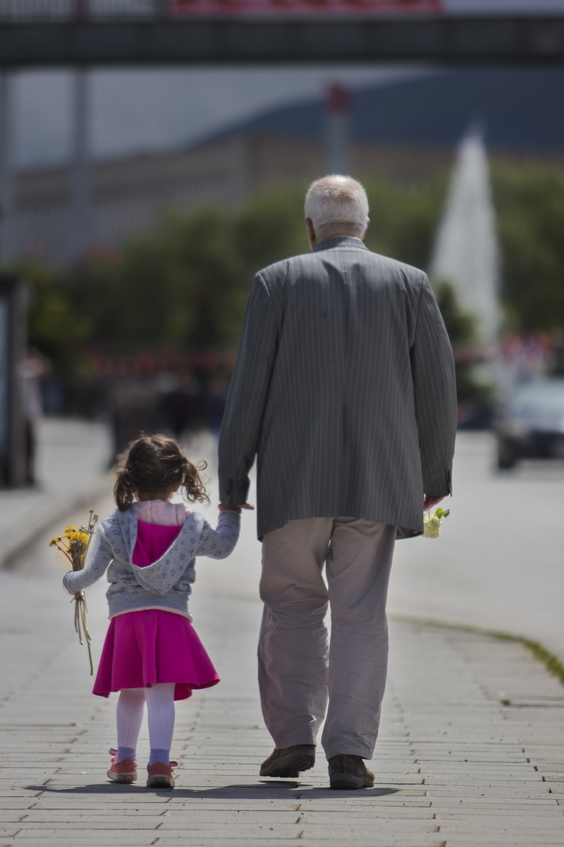 city, women, togetherness, parent, footpath, full length, child, adult, walking, 5K, together, females, daughter, girls, outdoors, girl, focus on foreground