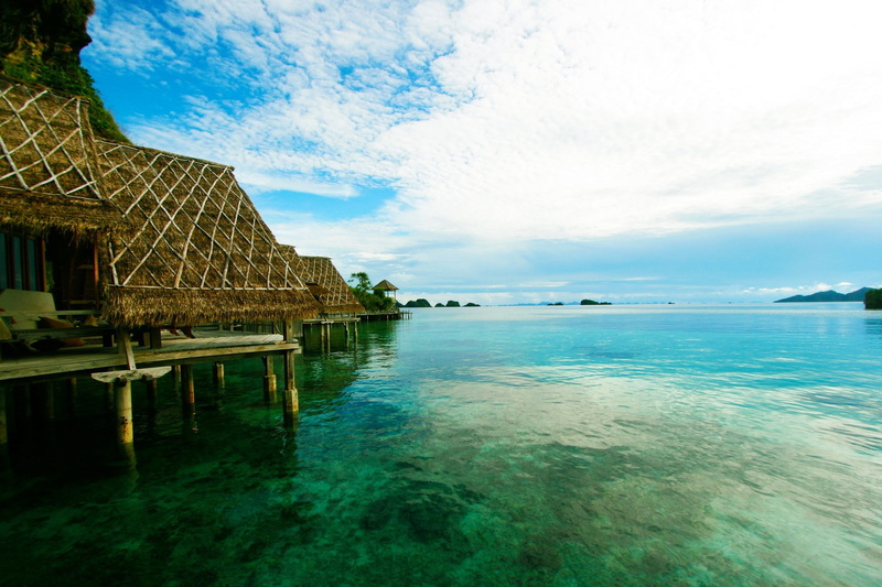 building exterior, cloud - sky, day, stilt house, 1080P, sky, no people, outdoors, house, travel destinations, architecture, luxury, building, tranquil scene