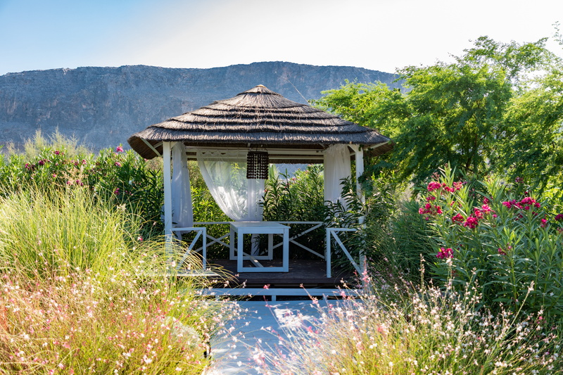 relaxation, hut, flower, cottage, text, 5K, mountain, architecture, plant, tropical, sign, cabana, tranquility, sun, built structure, lake, day, building exterior