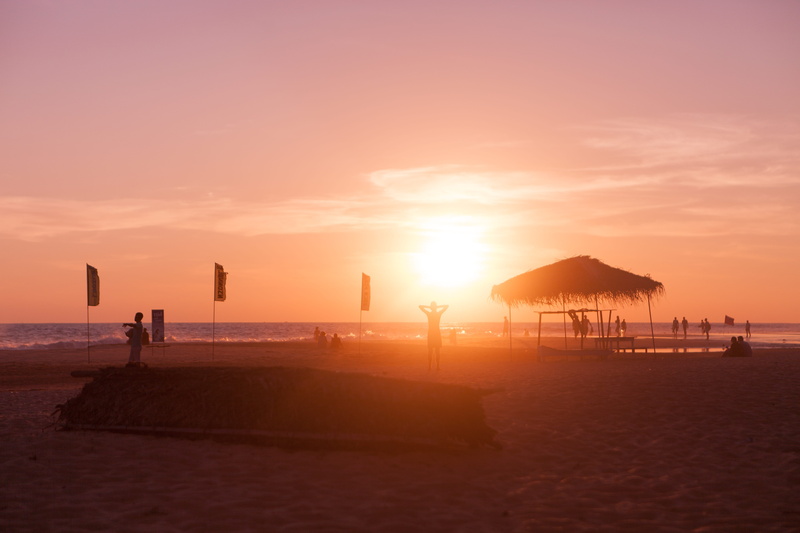 sea, tranquility, horizon over water, hut, brown, water, nature, 5K, orange color, scenics - nature, sand, tranquil scene, horizon, panoramic, land, silhouette