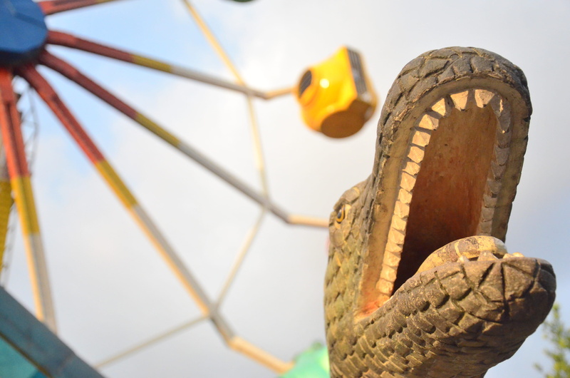 equipment, colorful, selective focus, focus on foreground, sports equipment, philippines, dinosour, carnival, close-up, nature, transportation, 2K, metal