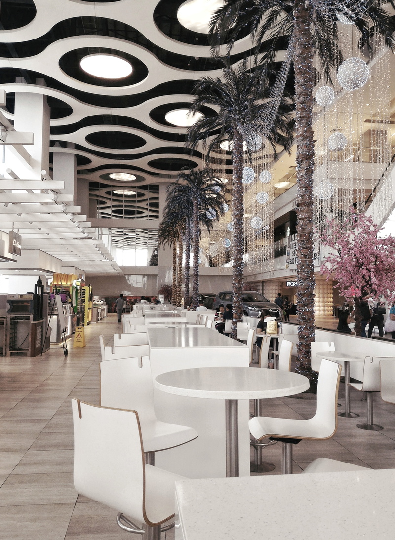 5K, city, chair, seat, mall, interior, indoors, ceiling, built structure, philippines, plant, business, restaurant, crowd, incidental people, ph, trinoma