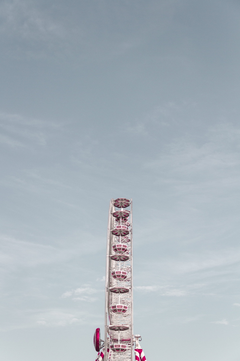 wheel, amusement park, photography, sky, 4K, tower, bird, high, minimalistic, blue, minimal, day, view, s, ferris wheel, minimalism, red, outdoors, eye