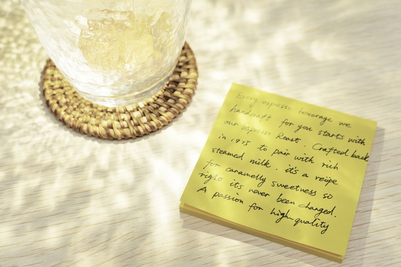 pottery, beverage, glass, plant, refreshment, menu, glass - material, jar, wood - material, drinking glass, household equipment, message, snake, calligraphy