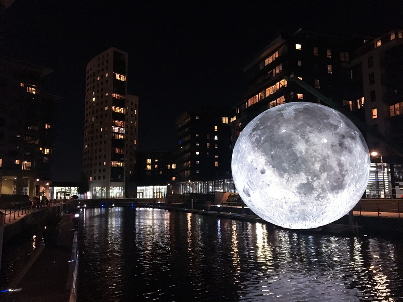 waterfront, 4K, united kingdom, reflection, water, no people, architecture, downtown, universe, river, astronomy, sphere, built structure, building exterior