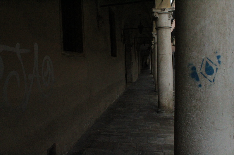 corridor, ancient civilization, travel destinations, pergola, arch, built structure, patio, architecture, arched, column, 5K, abandoned, the past, text