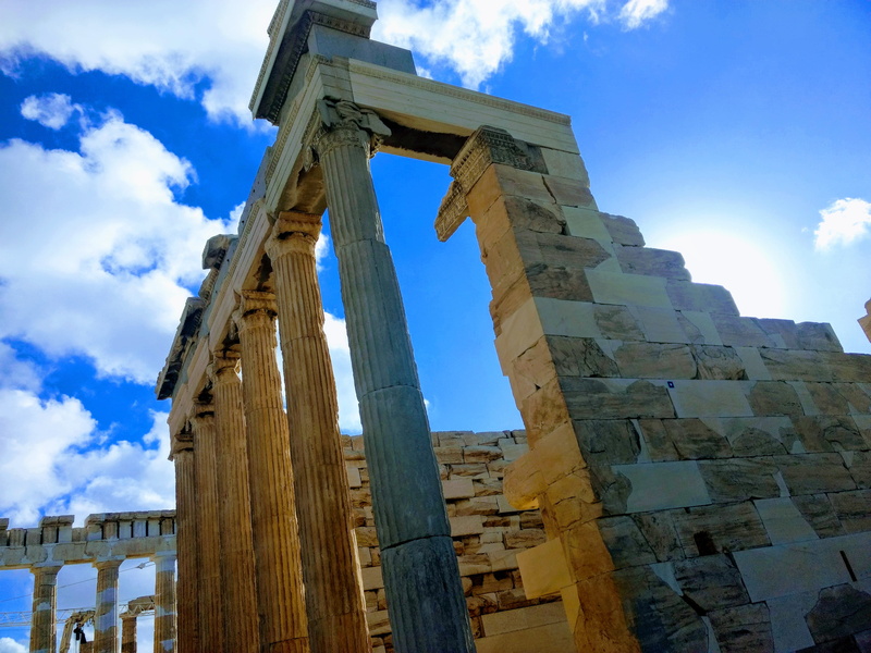theorias 10, ancient, ancient civilization, architectural column, outdoors, travel, built structure, building exterior, old, low angle view, day, ruined