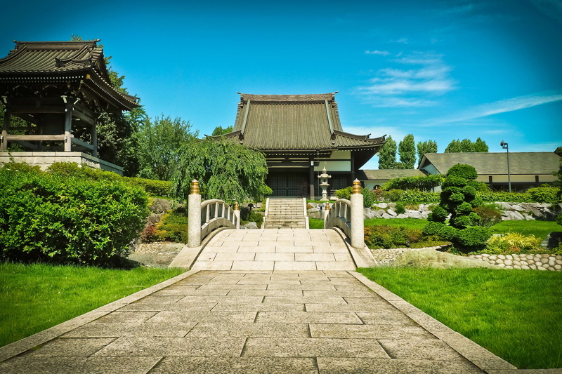 day, asia, home, guidance, yard, summer, tree, footpath, building, belief, roof, japan, temple hall, pavement, religion, built structure, house, outdoors