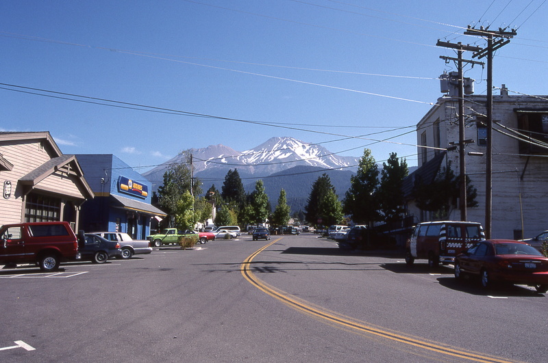 cascades, car, electricity, transportation, land vehicle, building exterior, nature, mode of transportation, shasta, 4K, united states, no people, mountain