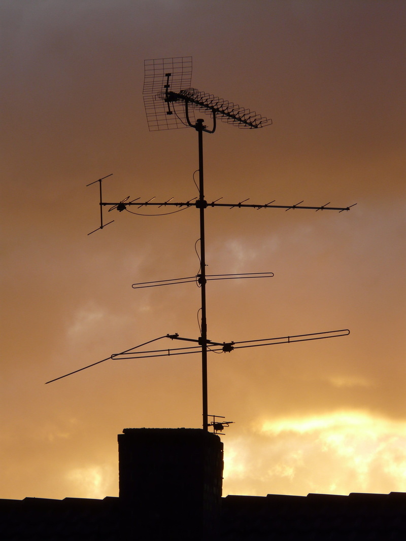 Antenna, Watch, technology, low angle view, building exterior, telecommunications equipment, Home, Roof, sunset, orange color, architecture, nature, Tv