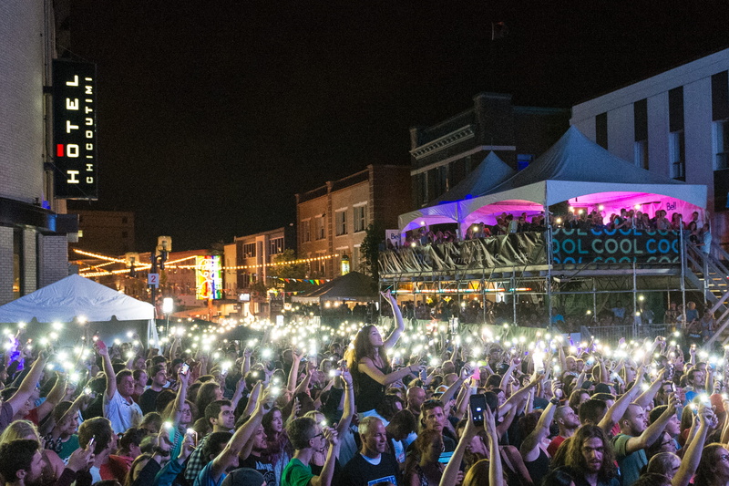 street, crowd, show, illuminated, architecture, tourist, togetherness, parade, light, middle, excitement, 2K, celebration, arms raised, built structure