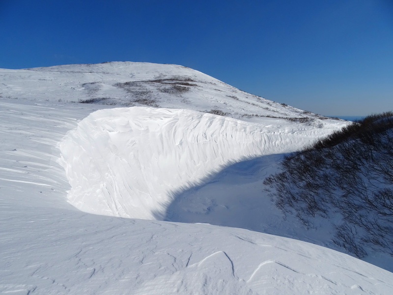 slopes, day, non-urban scene, tranquil scene, lone peak, ice, tranquility, mountain, landscape, top, kamchatka, namet, iceberg, snow, height, depression