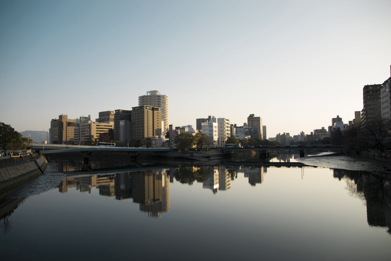 built structure, reflection, copy space, 5K, architecture, modern, river, building, urban skyline, city, mirror, cityscape, no people, financial district
