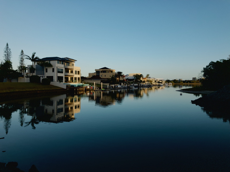 architecture, manly, still, concrete, outdoors, australia, lake, residential district, 4K, white, river, nature, built structure, reflect, gold coast hwy