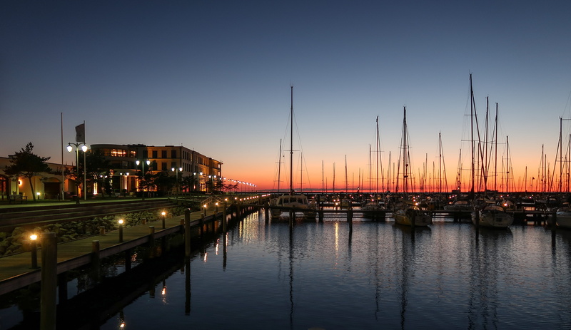 romantic, built structure, houses, sky, lamps, ships, no people, orange, 5K, lanterns, nautical vessel, building exterior, night, port, waterfront, evening