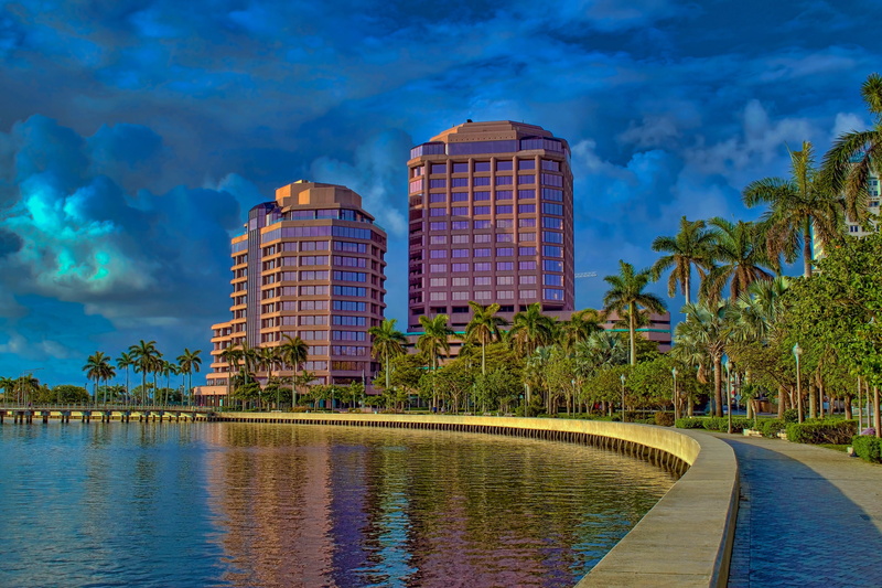 palm trees, USA, the sky, building, West Palm Beach, promenade, trees, clouds, FL, 2K, Bay, home, the sun