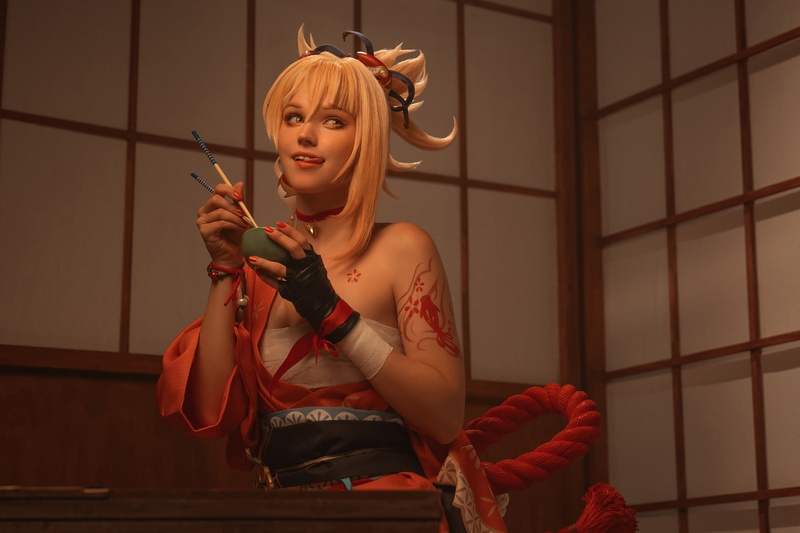 1080P, indoors, model, cosplay, women, Yoimiya (Genshin Impact), sarashi, women indoors, blonde, video game girls, short hair, bandage, Genshin Impact