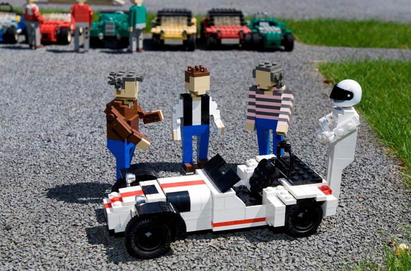 land vehicle, sport, container, toy car, city, childhood, transportation, toy, 1080P, land, nature, day, one person, mode of transportation, car, motor vehicle