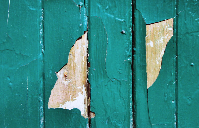 silver, old, wood - material, wood, handle, outdoors, deterioration, sphere, triangle, wall, peeling off, shipping container, text, steel, weathered, lock