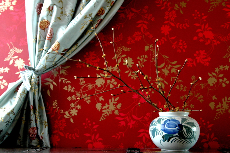 2K, red wall, holiday, decoration, non-western script, celebration, festival, event, art and craft, text, chinese lantern festival, chinese new year, lighting equipment