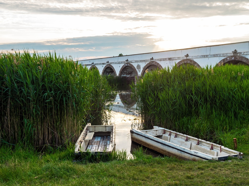 day, mirroring, plant, channel, nature, waters, boats, 4K, bridge, no people, summer, bridge - man made structure, sky, clouds, hortobagy, rowing boat