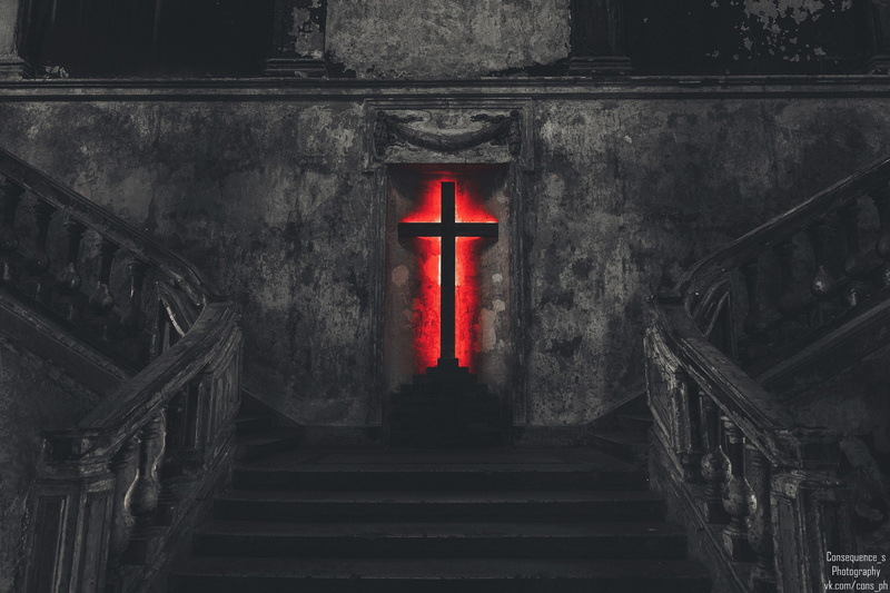 architecture, day, selective coloring, railing, direction, cross, stairs, the past, 1080P, architectural column, no people, religion, history, outdoors